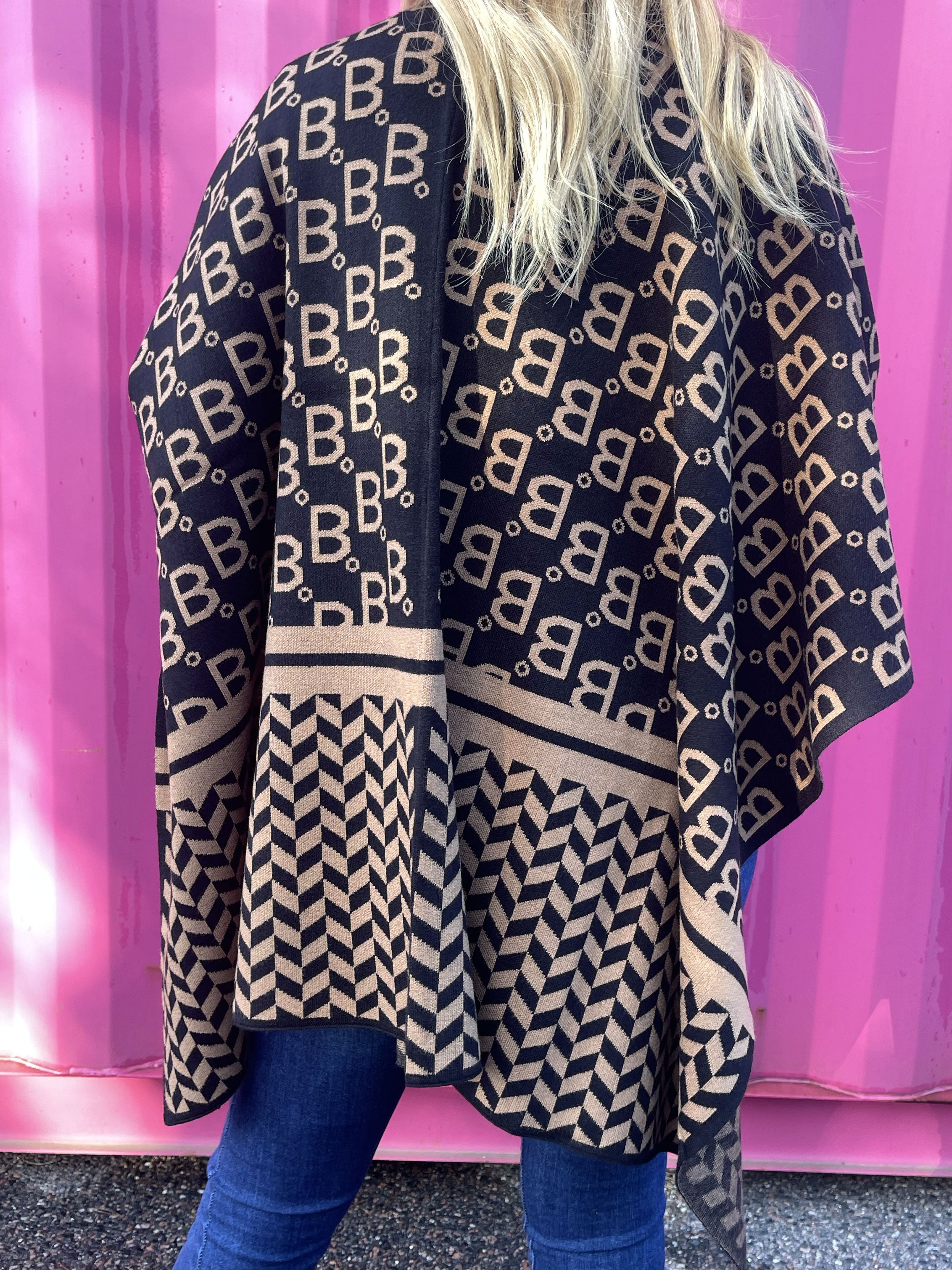 Rosalinde - Mjuk mönstrad stickad sjal